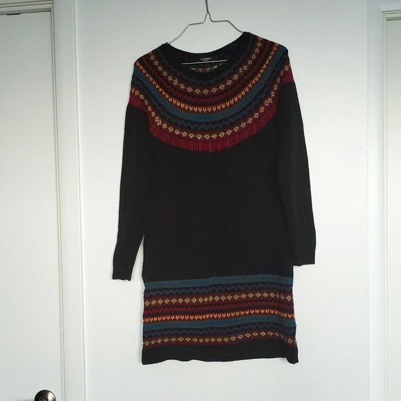 Sweater - Picture 1 of 4